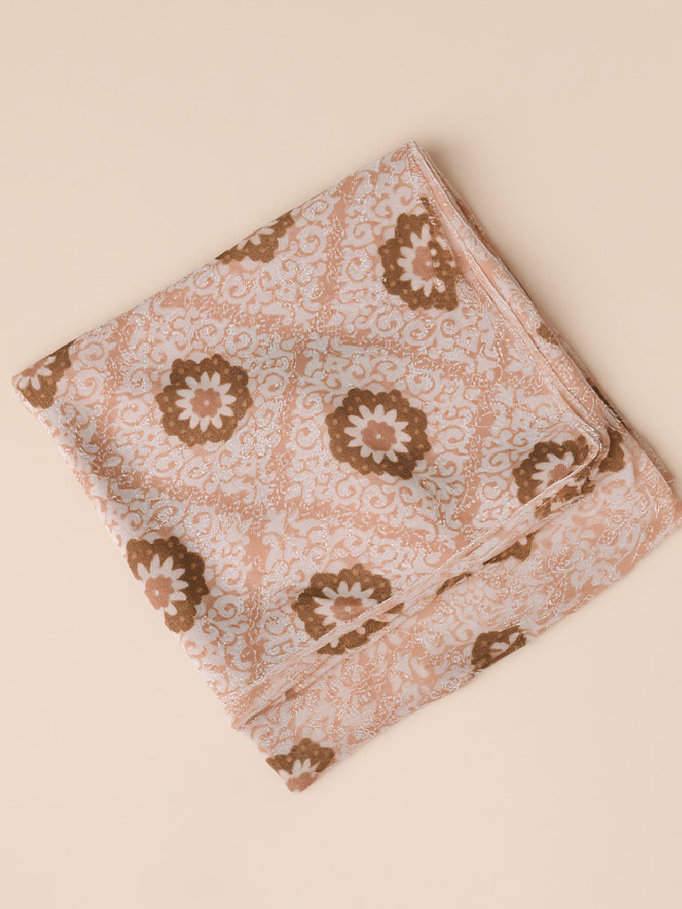 طرحة شيفون مطبوعة (نقشة عربية)