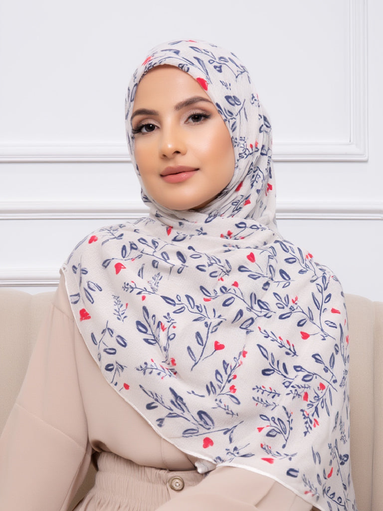 طرحة شيفون مطبوعة (أوراق و قلوب)