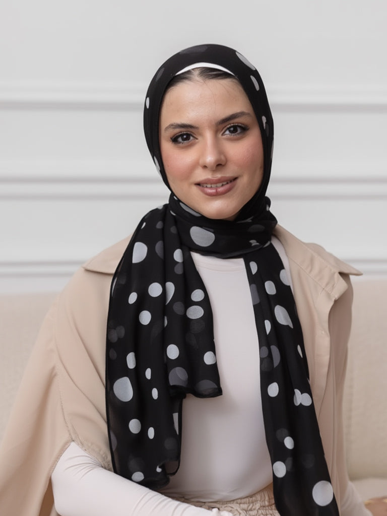 طرحة شيفون مطبوعة (بولكا دوت)